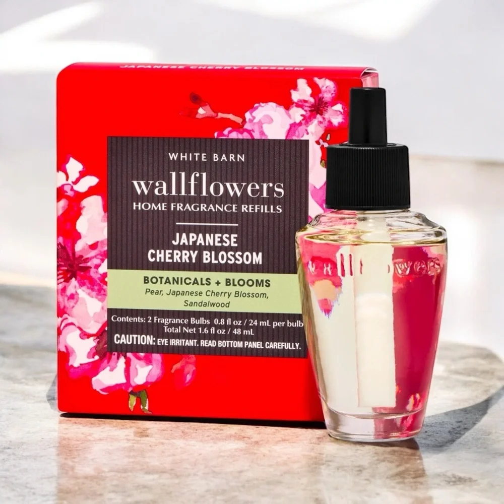 Bath and Body Works Wallflowers Japanese Cherry Blossom 2 Pack Refills NWT - Picture 2 of 4